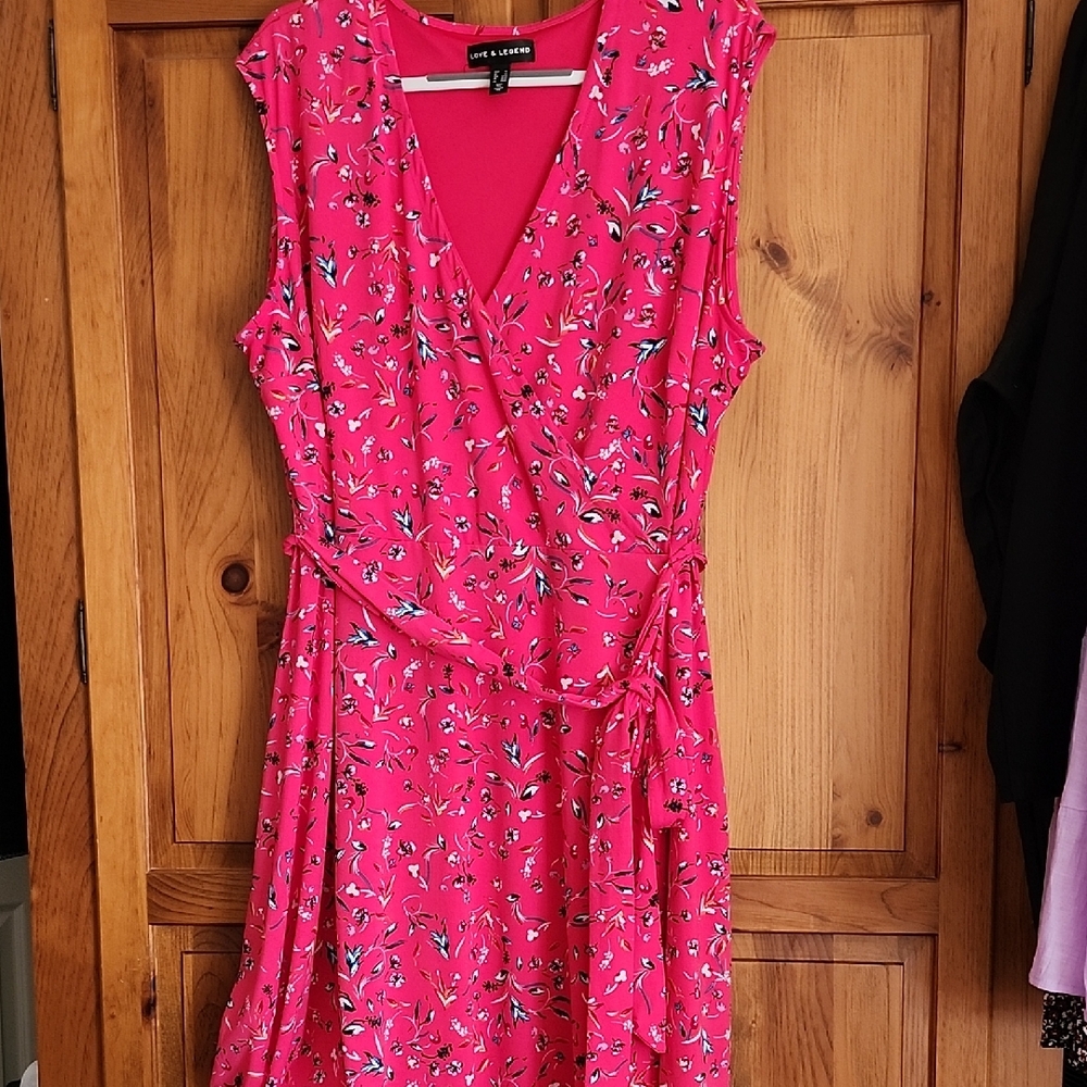Love & Legend Pink Sleeveless V-Neck Midi Sundress